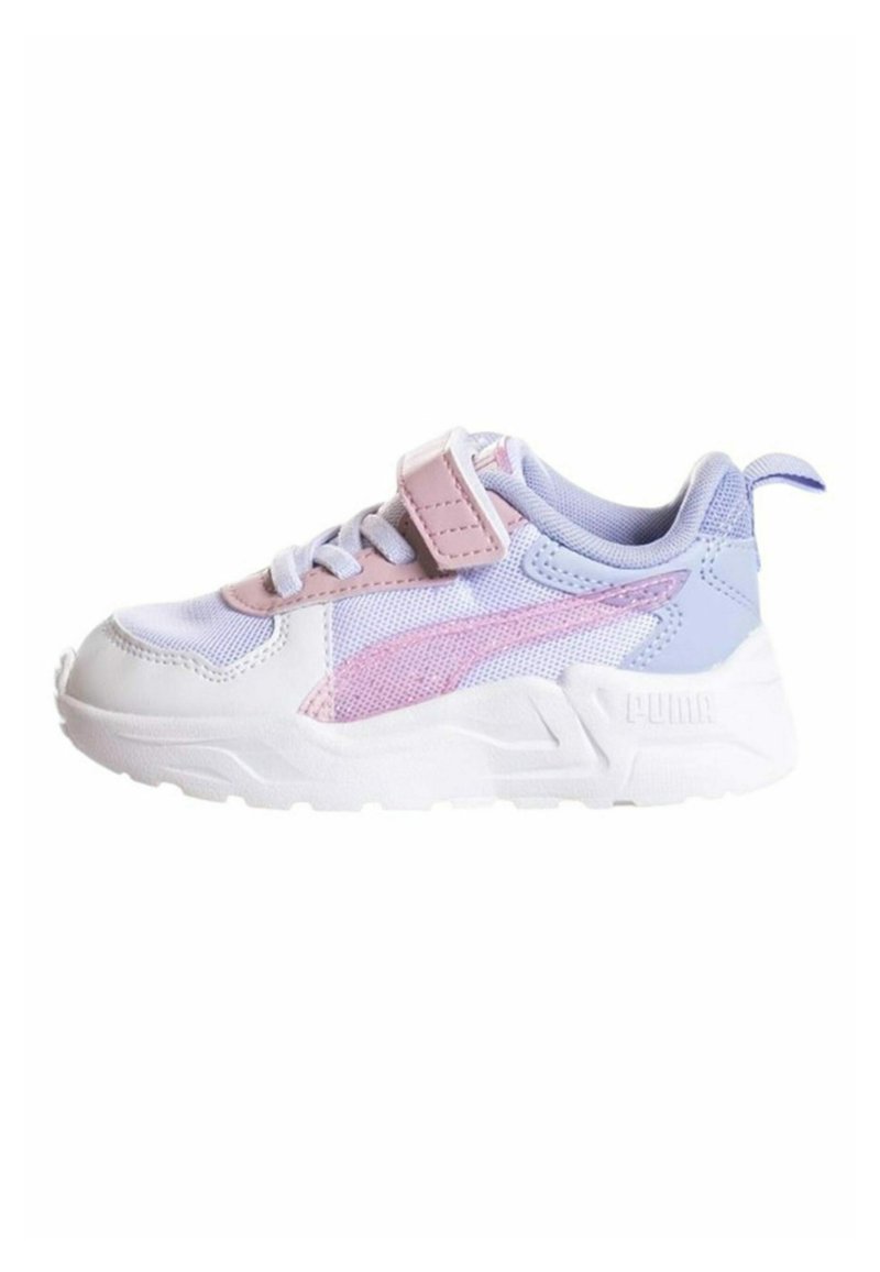 Scarpa sportiva viola e rosa con tomaia in rete e suola in gomma bianca. Dotata di una fascia in Velcro e chiusura con lacci. Logo PUMA sul lato.