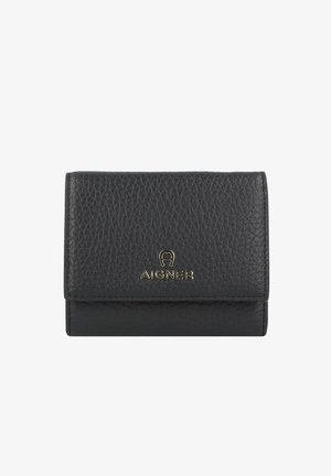 Zwarte leren portemonnee met een gestructureerde afwerking, voorzien van het Aigner-logo in goud. Compact, opvouwbaar ontwerp met een drukknopsluiting.