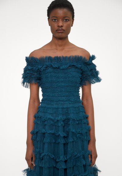 Needle & Thread LISETTE RUFFLE OFF SHOULDER GOWN - Iltapuku - emerald