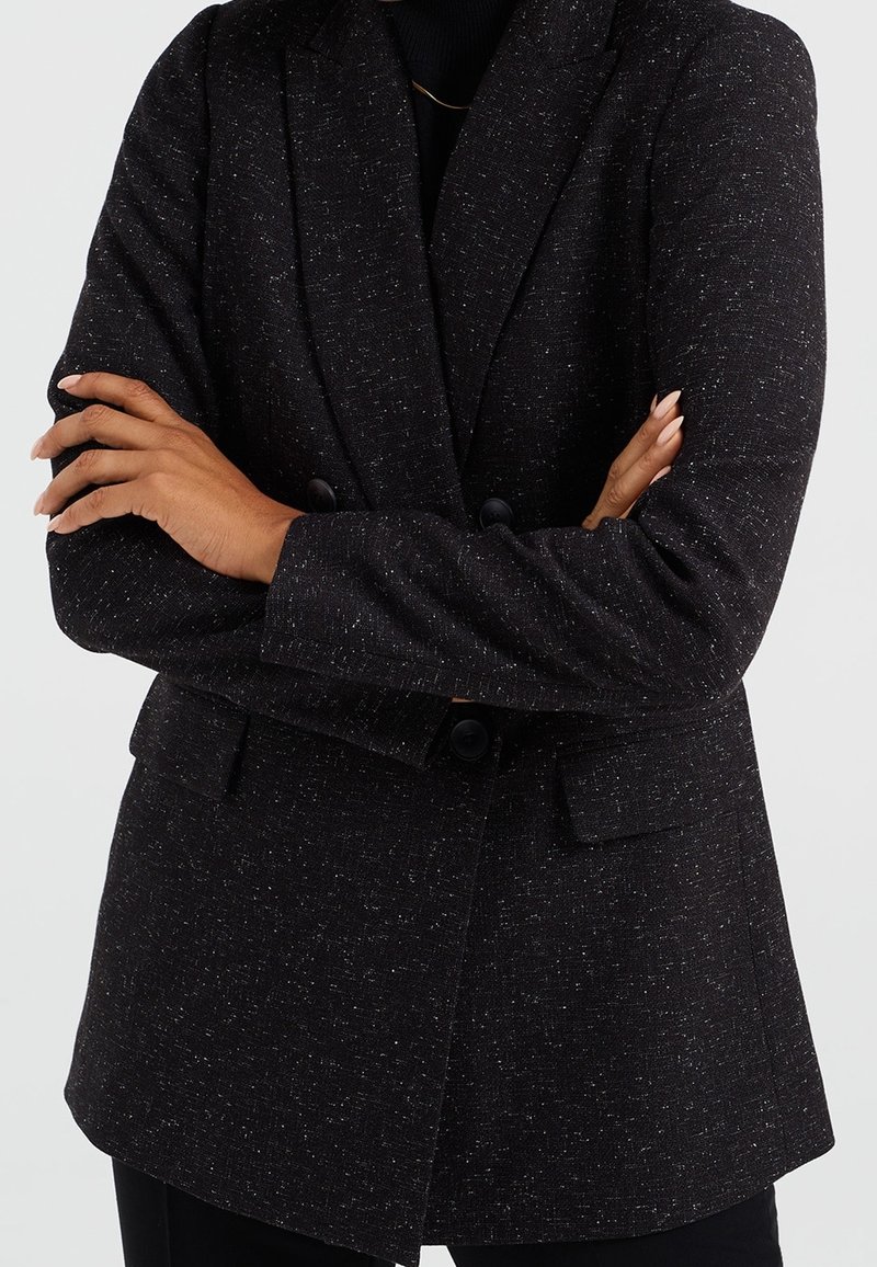 WE Fashion Short coat - black