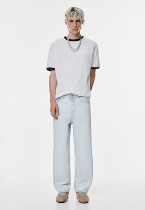 Relaxed fit jeans - light blue