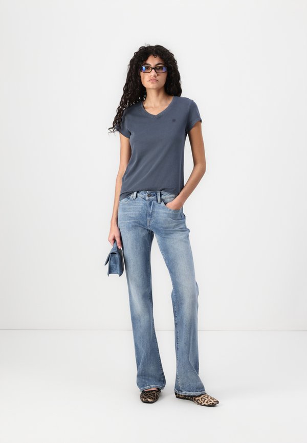 LOW BOOTCUT - Bootcut jeans3