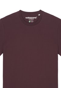 Bordeaux korte mouw t-shirt gemaakt van een katoenmix, met een ronde halslijn en een gladde, effen textuur. Etiket zichtbaar binnenin de kraag.