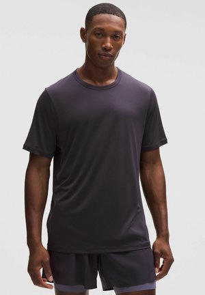MILE MAKER LIGHTWEIGHT SHORT SLEEVE - T-Shirt sport - atmospheric purple
