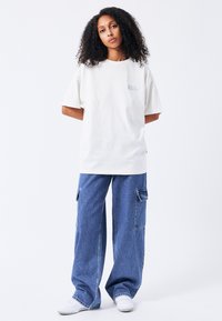 Dr.Denim DONNA CARGO - Džíny Relaxed Fit - pebble mid stone