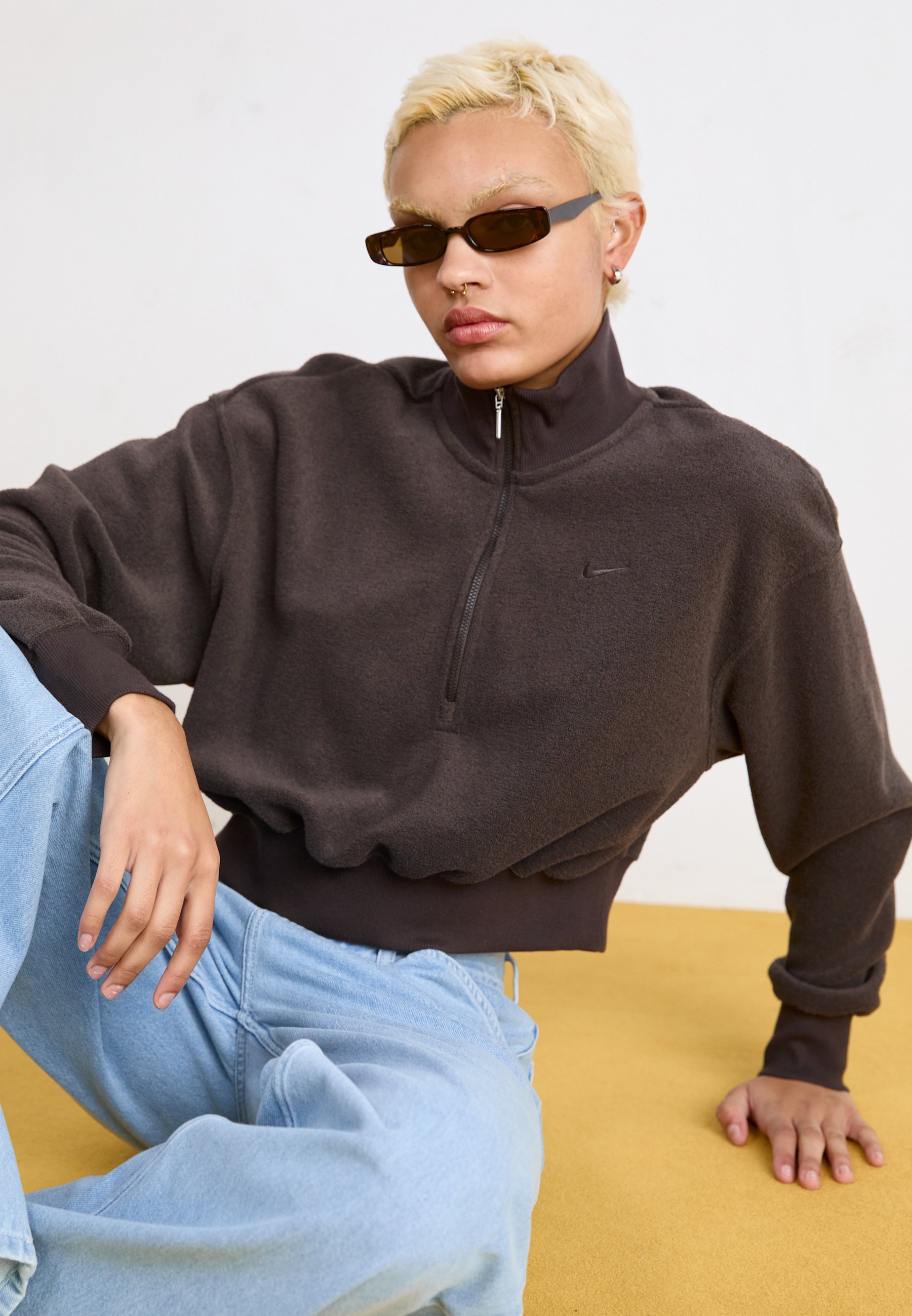 Nike Sportswear SPORTSWEAR PHOENIX PLUSH - Sweatshirt - brown