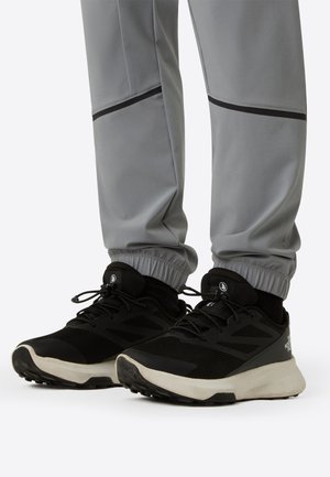 ALTAMESA UNISEX - Chaussures de marche - black/asphalt grey