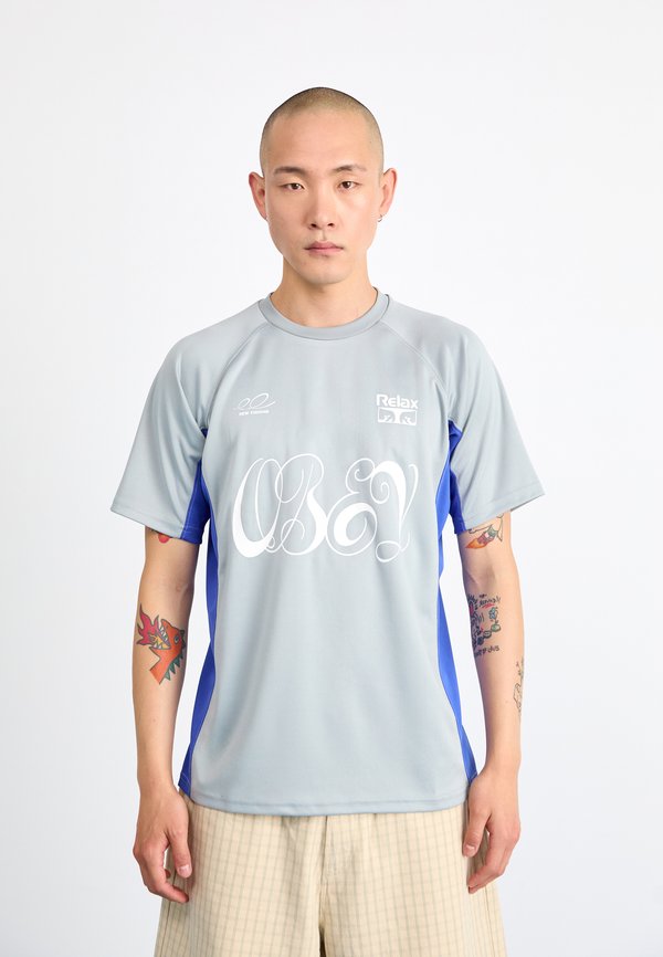 PLAZA ACTIVE - Print T-shirt - quarry multi