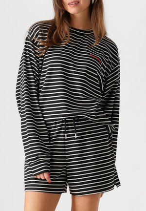 Longsleeve - black white