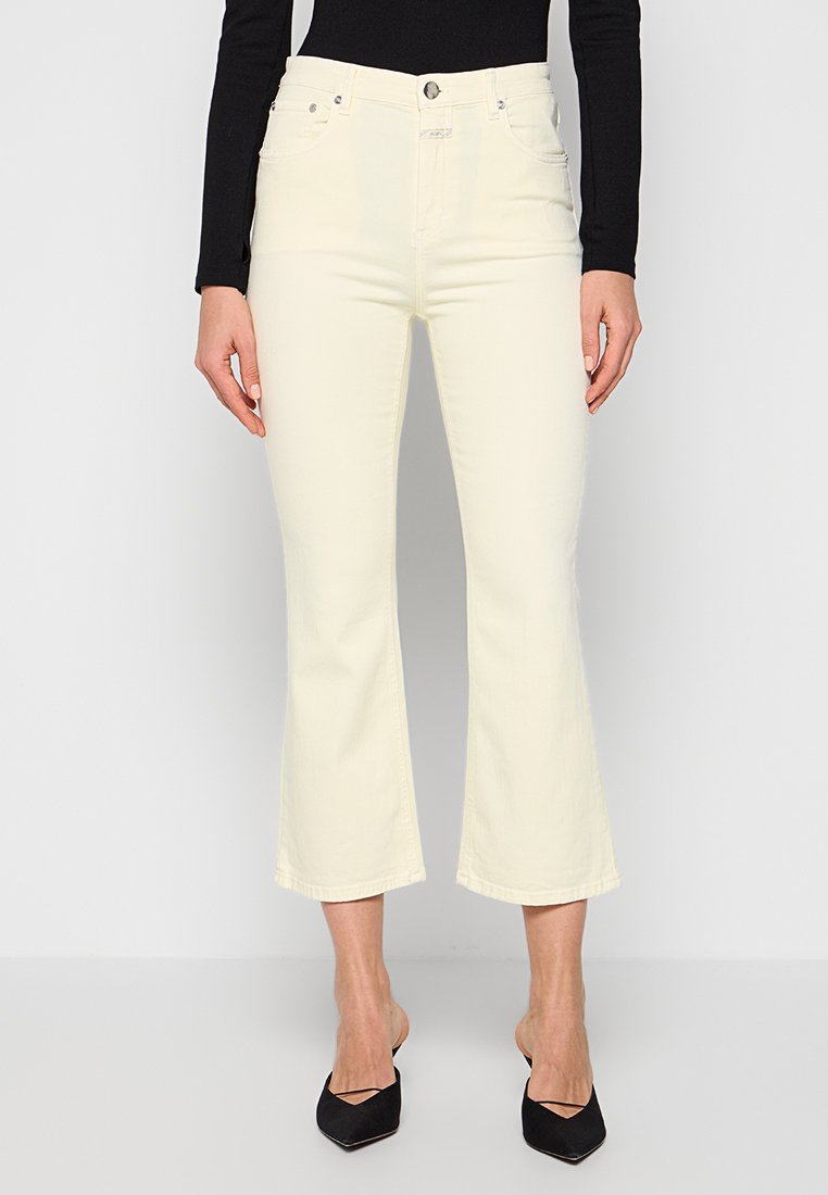 closed Bootcut jeans wit