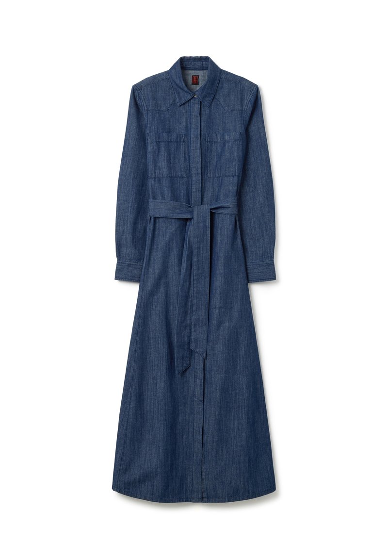 Jeanshemdkleid in Dunkelblau, mit Kragen, langen Ärmeln, zwei Brusttaschen, einem taillierten Gürtel und einem schwingenden Rock.