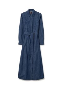 Vestido de camisa de mezclilla en azul oscuro, con un cuello, mangas largas, dos bolsillos en el pecho, una cintura con cinturón y una falda fluida.
