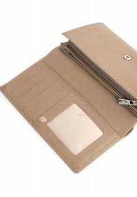 Portafoglio in pelle marrone chiaro con finitura testurizzata, dotato di un compartimento con zip, svariati slot per carte e una finestra trasparente per l'ID.