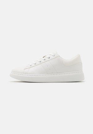 JFWLIAM - Sneakersy niskie - white