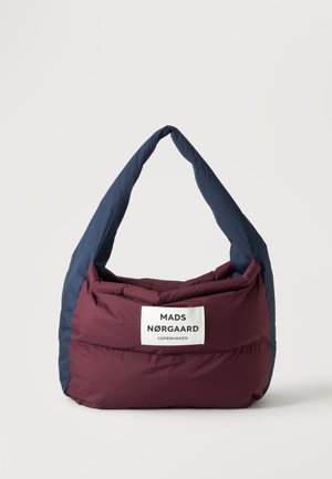 Mads Nørgaard, RILLO - Τσάντα Tote - dark blue/bordeaux