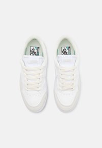 Vans CRUZE TOO CC UNISEX - Tenisky - white