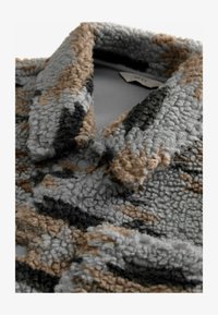 Niet geselecteerd, grey