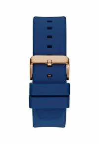 Correa de reloj de silicona azul con hebilla de metal dorado. Presenta cinco agujeros de ajuste y una textura suave y mate. Diseño de extremo cuadrado.