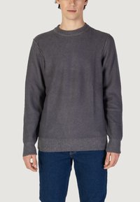 GAS AMARI ROUND NECK - Maglione - grey