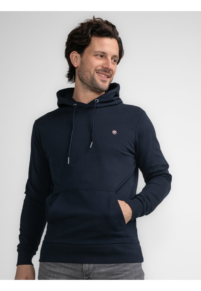 Navyblauer Kapuzenpullover aus Baumwoll-Mischgewebe, mit einer Fronttasche, verstellbaren Kordeln und einem kleinen Logo-Detail auf der Brust.