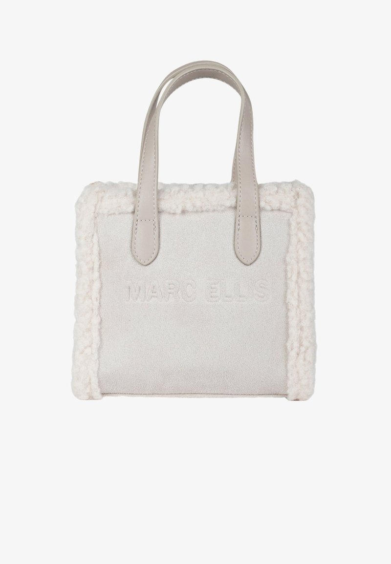 Borsa color crema con rifinitura testurizzata che ricorda la pelliccia, manici in pelle liscia e logo "MARC ELLIS" in rilievo sul pannello frontale.