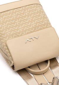 ALV by Alviero Martini AMELIE - Zaino - off white