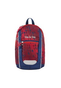 Rood en blauwe rugzak met een geometrisch patroon, voorzien van een voorvak, ritsen en een lus om op te hangen. Robuuste stof met een gestructureerde afwerking.