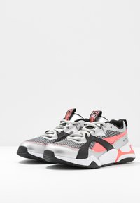 Puma Sneakers basse - silver-coloured