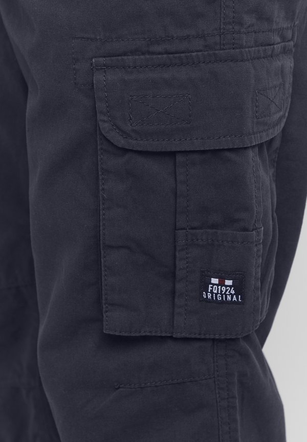 FQARINO REGULAR FIT - Shorts2