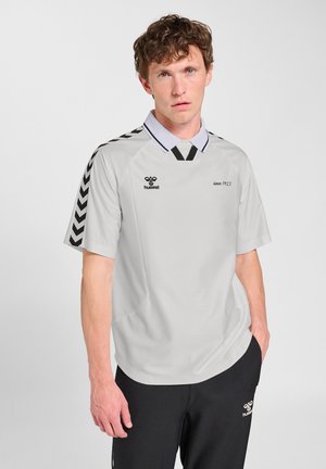 Hummel, HUMMEL HMLROOT SOCCER JERSEY S/S UNISEX - Poloshirt - blanc de blanc