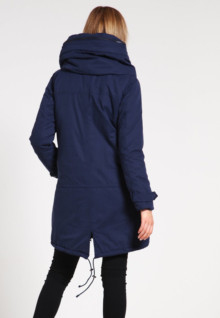 MAMALICIOUS NEW TIKKA Vinterkåpe frakk navy blazer MAMALICIOUS MLSHELLA 3IN1 TIKKA - Kort kåpe / frakk - navy blazer