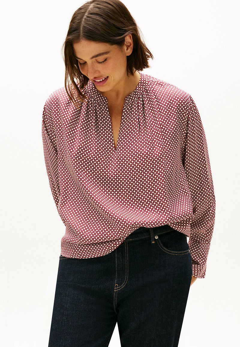 Tommy Hilfiger CURVE GATHERED V-NECK PRINT - Bluse - red