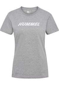 Grå T-shirt lavet af blødt stof, med korte ærmer og rund hals. Viser ordet "HUMMEL" i fede hvide bogstaver hen over brystet.
