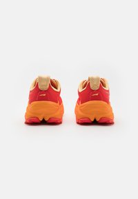 Altra OLYMPUS 6 - Løpesko for mark - red/orange