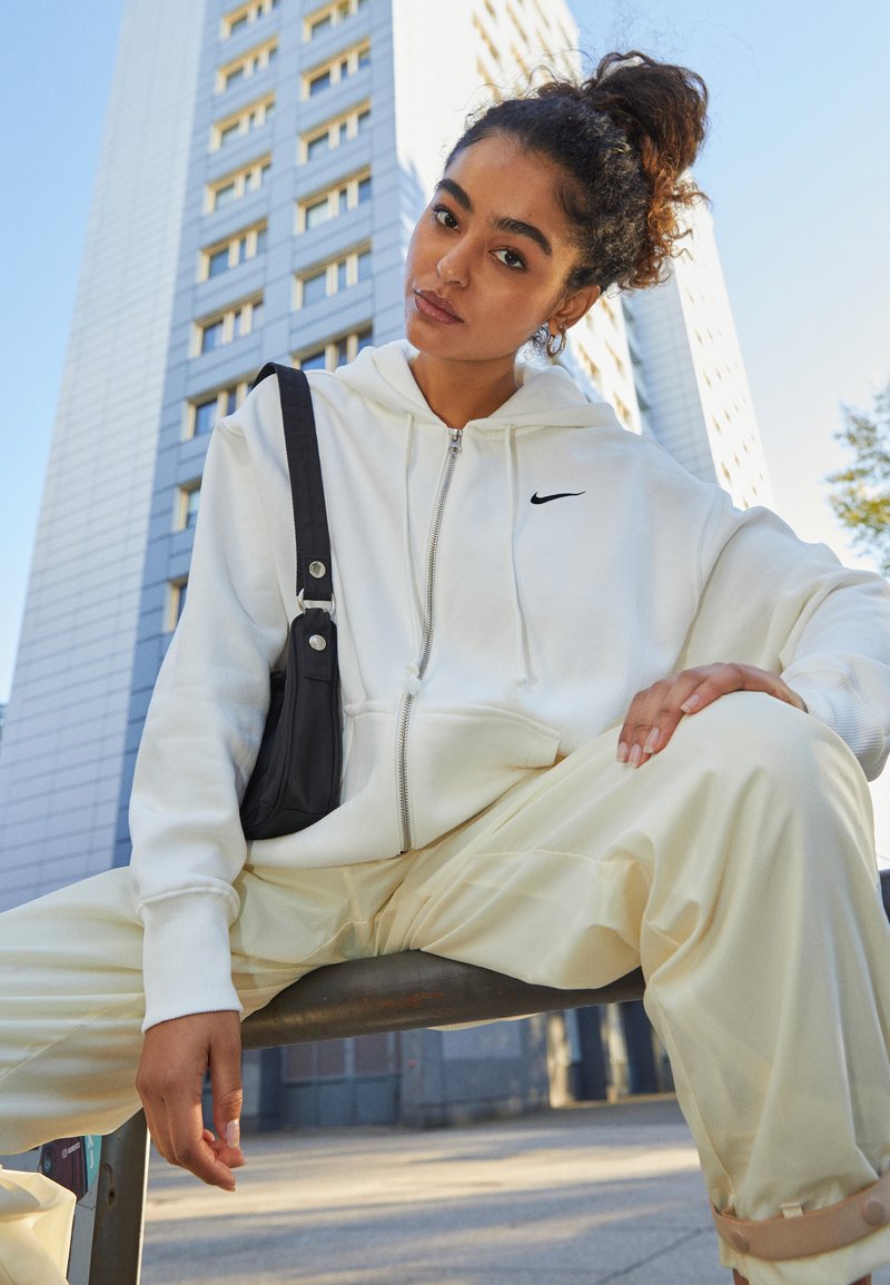 Nike Sportswear HOODIE - Sudadera con cremallera - sail