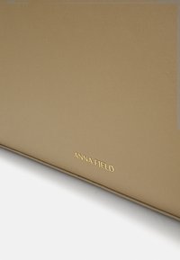 Anna Field Dataveske - light brown