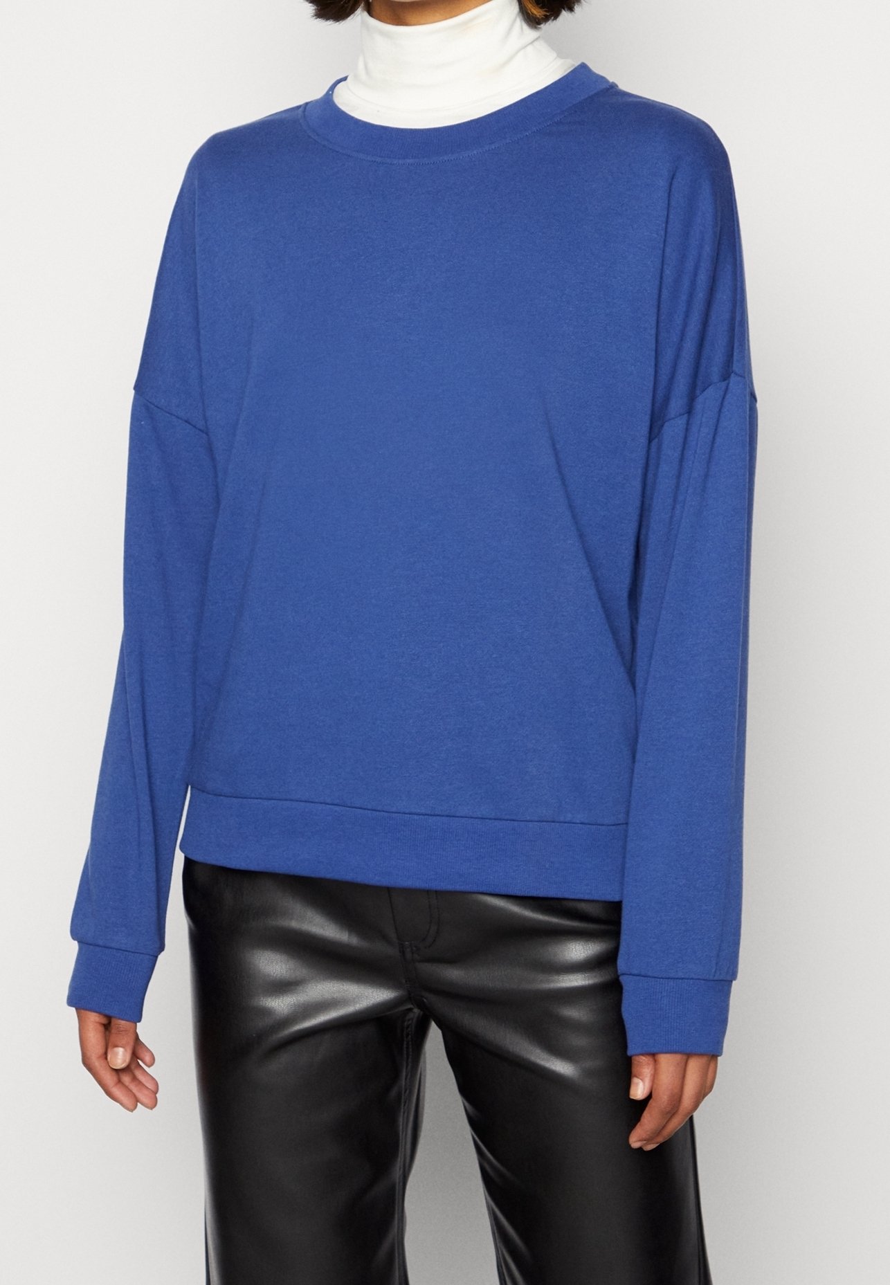 Pull femme Preworn polyester bleu sweat-shirt taille M à