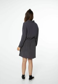 NXG by Protest NXGAMBER - Robe chemise - asphalt