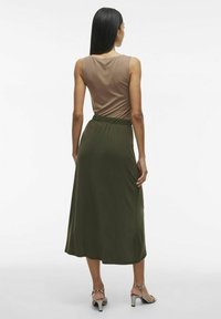 VILA HIGH WAIST - Maksihame - forest night