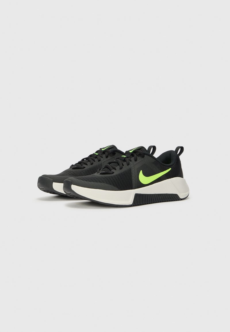 Nike Performance MC 3 - Sportovní boty - black/volt phantom