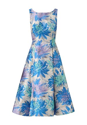 Robe sans manches en forme de ligne A avec un grand motif floral bleu, turquoise et lavande sur un tissu texturé argent clair.