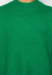 Vero Moda Strickpullover - green