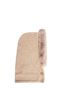 Capucha tejida en beige con borde de piel sintética. Textura suave, diseño sin costuras y un pequeño detalle de logo en la base. Mide aproximadamente talla mediana.