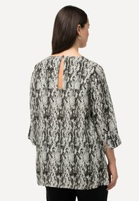 Ulla Popken Bluse