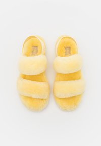 UGG Sandály na platformě - yellow