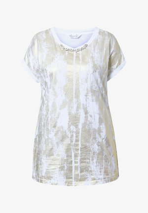 Witte T-shirt met korte mouwen, voorzien van een gouden metallic abstract patroon en een decoratieve kettingaccent bij de halslijn. Zachte, gladde textuur.