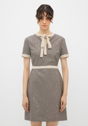 TIE DETAIL - Cocktail dress / Party dress - plaid burgundy