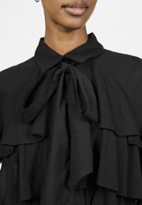 YAS AYA - Skjortebluser - black
