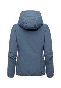 Niebieska kurtka z kapturem, z długimi rękawami i elastycznymi mankietami, pokazana z tyłu na białym tle.