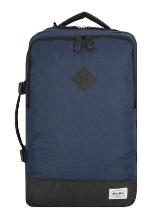 Marinefarbener Stoffrucksack mit rechteckiger Form, schwarzem Boden, Handgriff oben, doppelten Reißverschlüssen und einem diamantförmigen Akzent auf der Vorderseite.